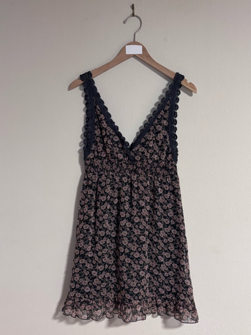 Heritage 1981 Navy and Pink Floral Lace-Trim Mini Dress